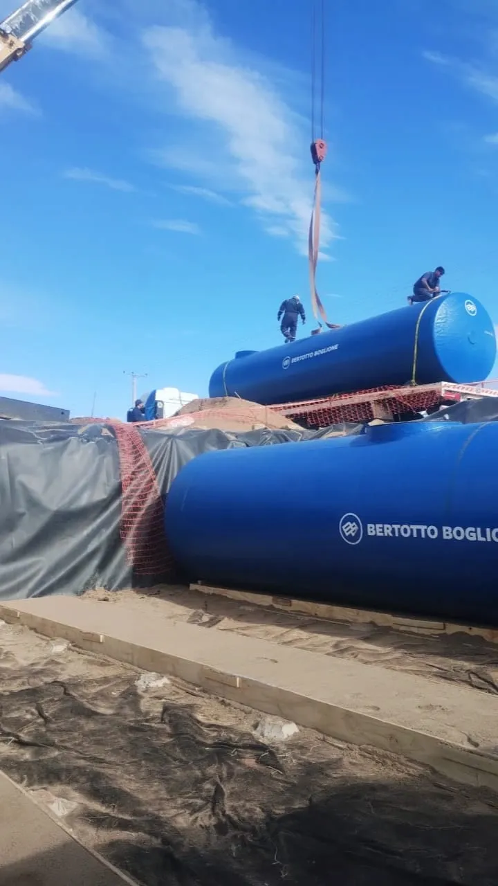 Montaje de tanques Bertotto Boglione